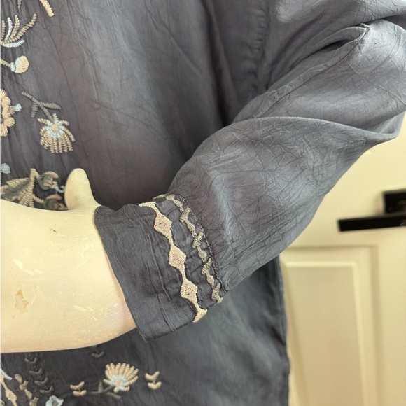 Johnny Was Navy Blue Tunic/Top Boho Blouse, Sz S, Embroidered, Cupra Rayon. - Picture 5 of 12